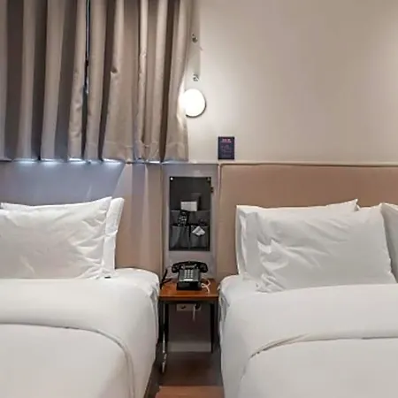 Just Stay Hotel